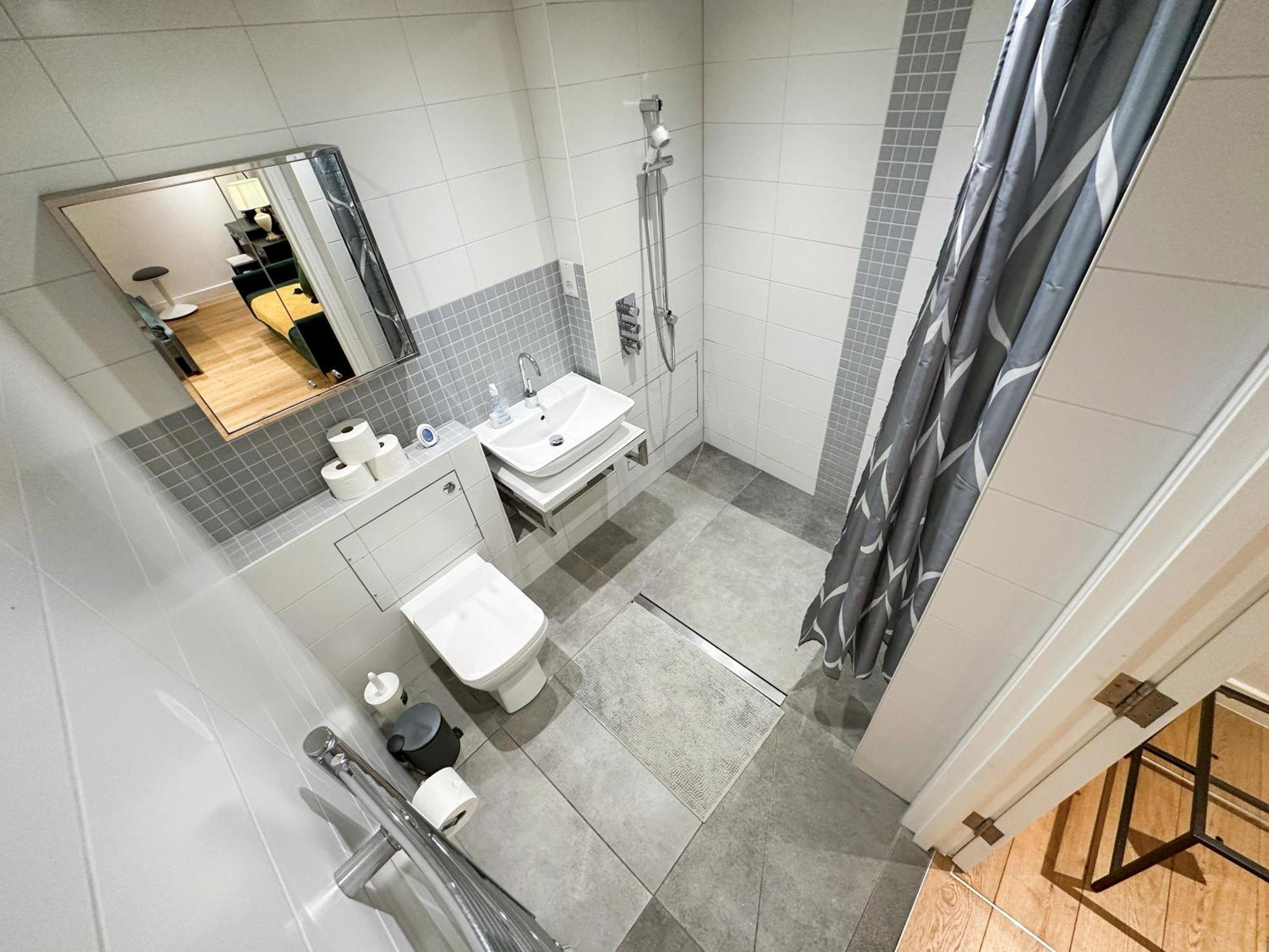 Chic 3 Bedroom Flat With Private Terrace In Holloway Near Finsbury Park لندن المظهر الخارجي الصورة