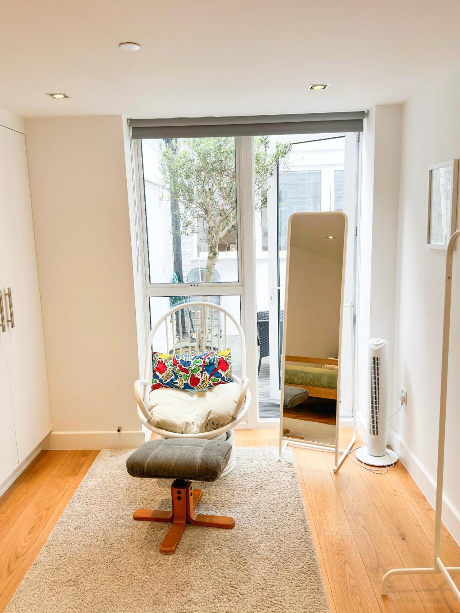 Chic 3 Bedroom Flat With Private Terrace In Holloway Near Finsbury Park لندن المظهر الخارجي الصورة