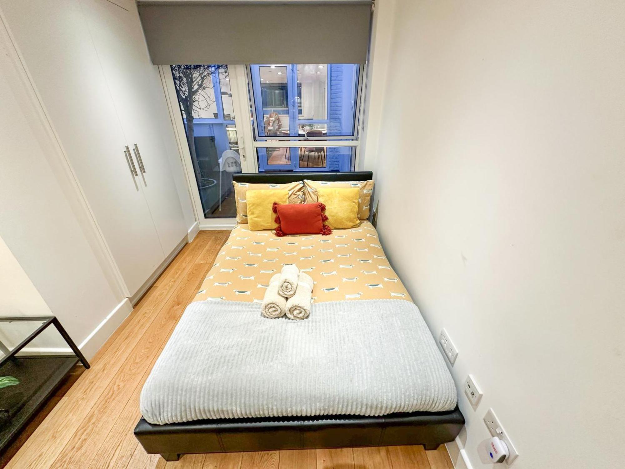Chic 3 Bedroom Flat With Private Terrace In Holloway Near Finsbury Park لندن المظهر الخارجي الصورة