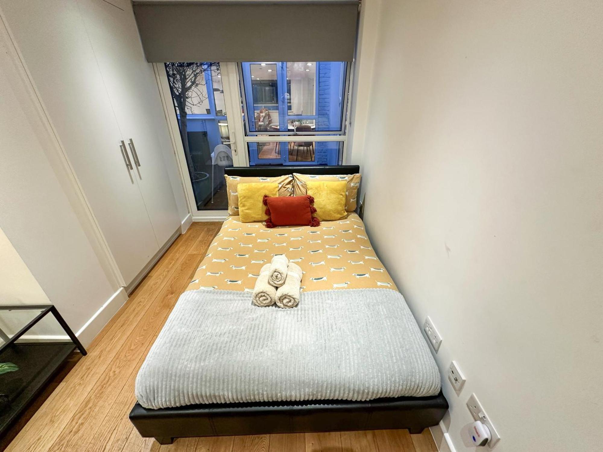 Chic 3 Bedroom Flat With Private Terrace In Holloway Near Finsbury Park لندن المظهر الخارجي الصورة